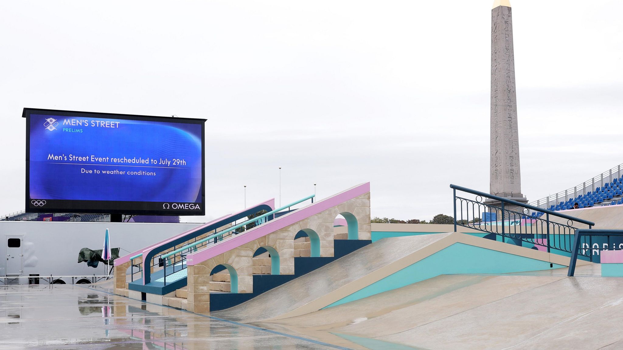 Skateboarding venue at Place de la Concorde