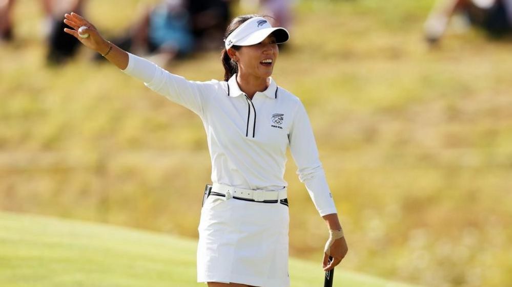 Lydia Ko celebrates her Olympic victory