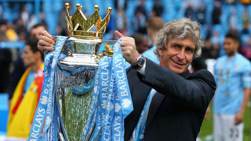 Manuel Pellegrini with Premier League trophy