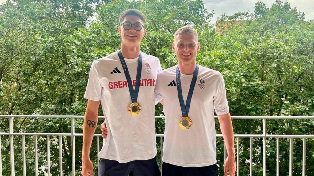 Jack McMillan and Kieran Bird pose with their gold medals