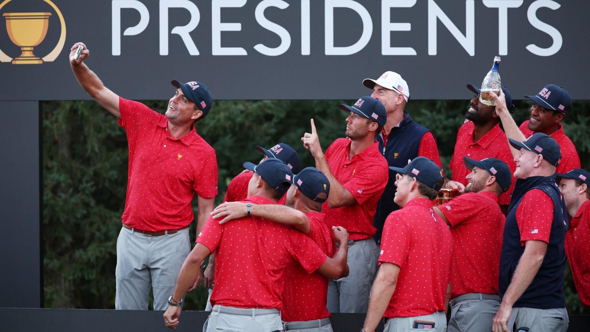 Keegan Bradley taking a selfie with his Presidents Cup team-mates