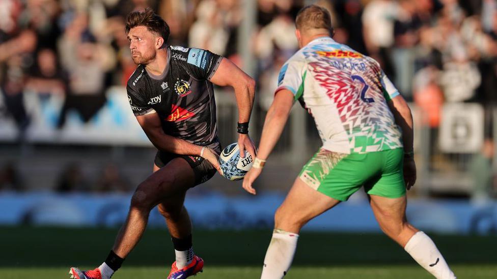 Henry Slade playing for Exeter against Harlequins