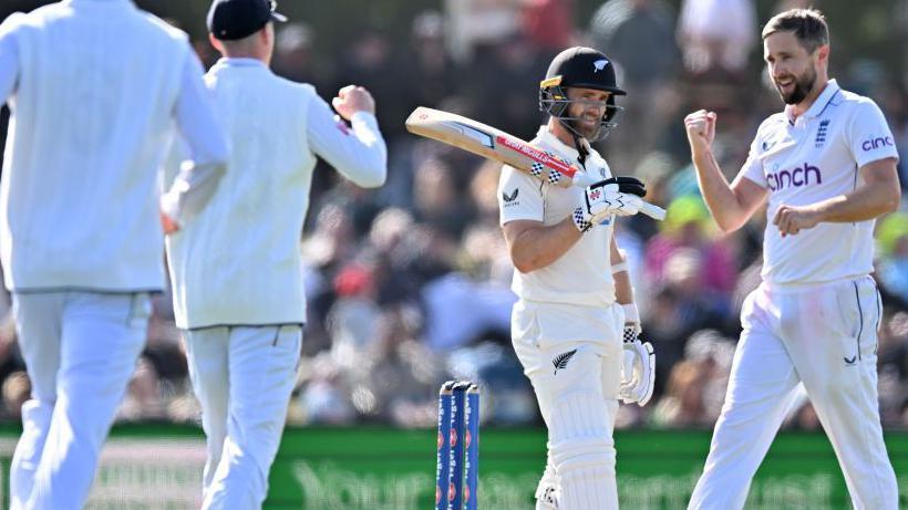 Kane Williamson walks off after being dismissed