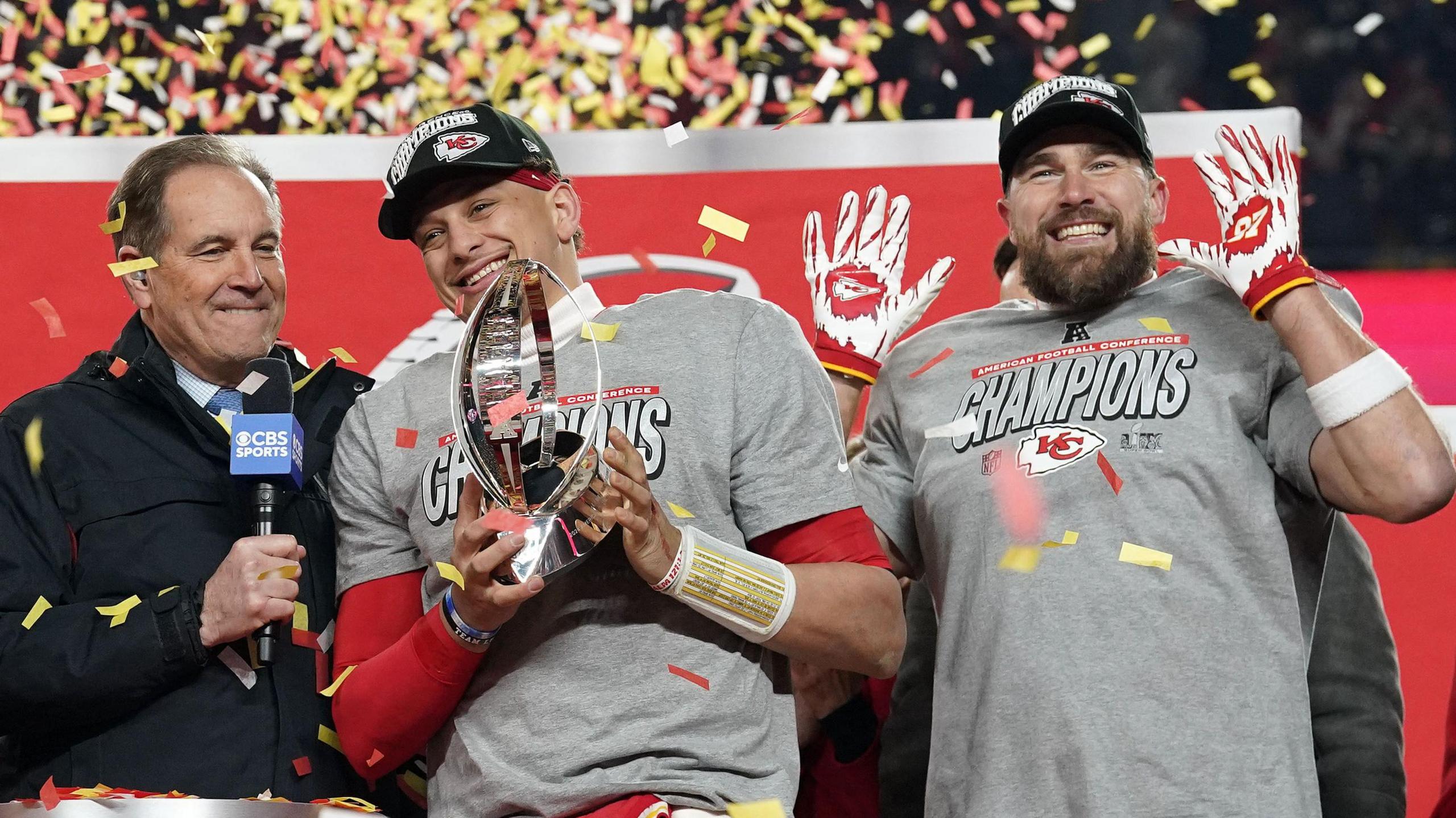 Patrick Mahomes and Travis Kelce with the AFC Conference Championship trophy in 2025