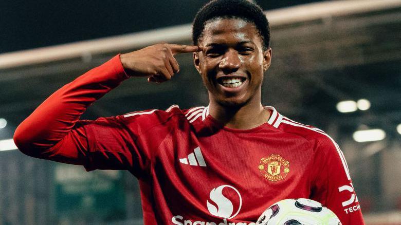 Chido Obi celebrates scoring for Manchester United Under-18s against Nottingham Forest