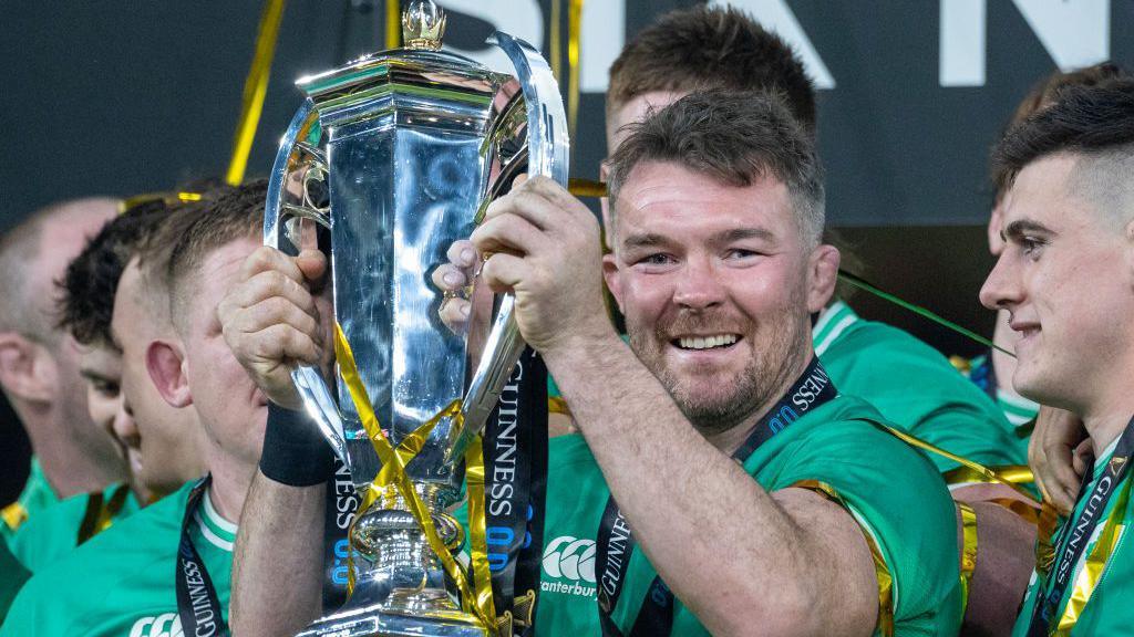 Peter O'Mahony poses with the Six Nations trophy in 2024