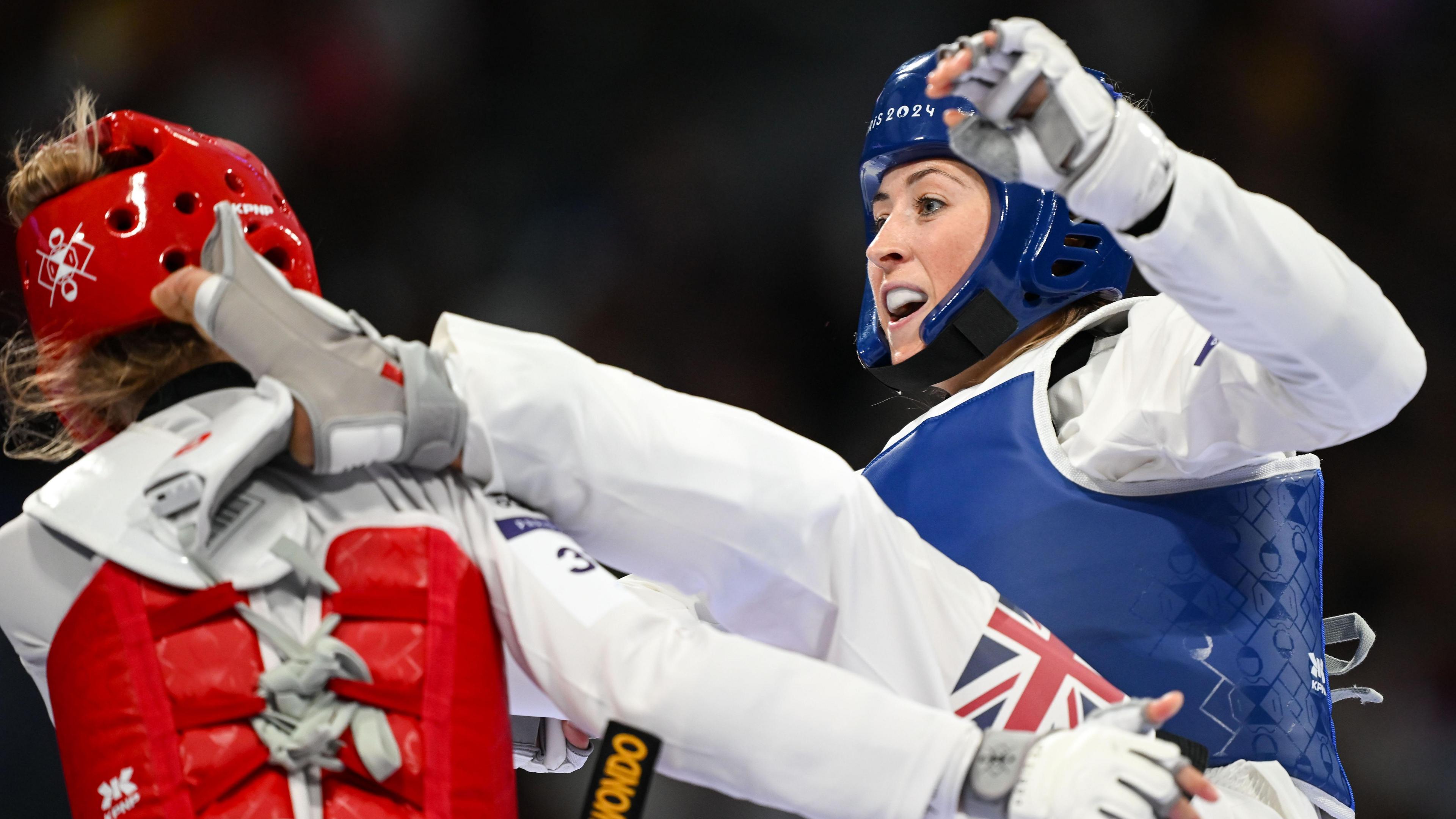 Jade Jones kicking Miljana Reljikj in the the head